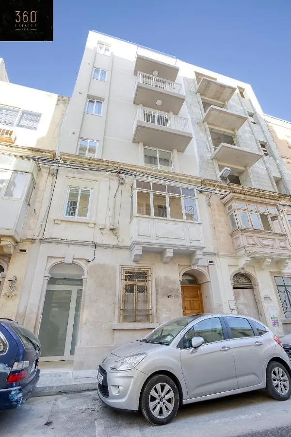 Spacious, Brand New 2Br, Just Off The Promenade By 360 Estates 그지라