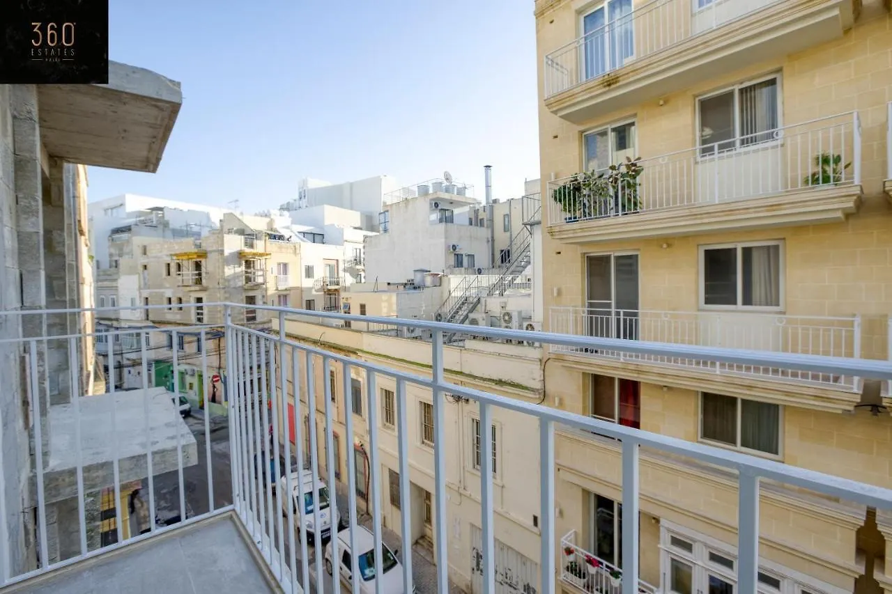 아파트 Spacious, Brand New 2Br, Just Off The Promenade By 360 Estates 그지라