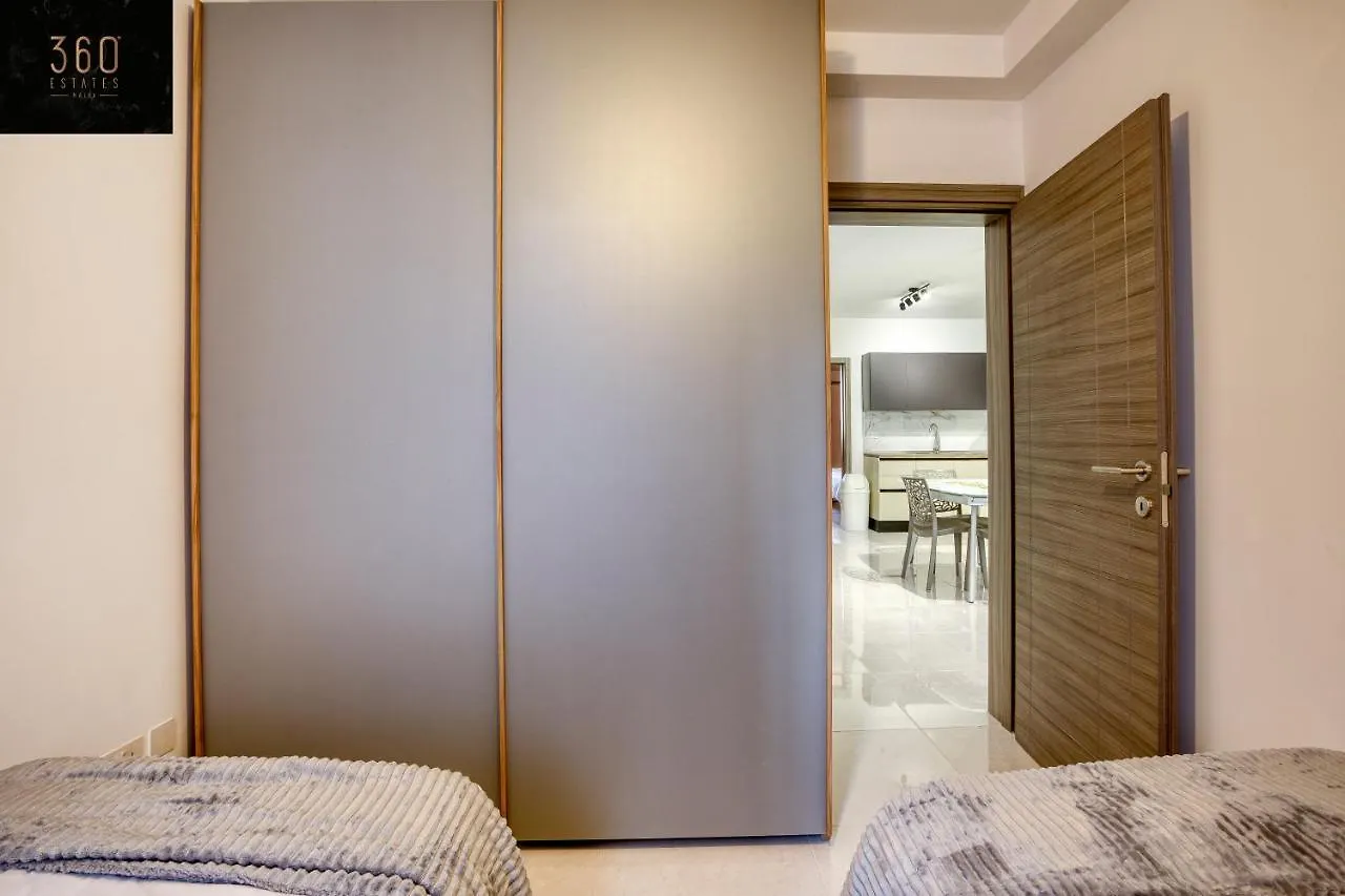 아파트 Spacious, Brand New 2Br, Just Off The Promenade By 360 Estates 그지라