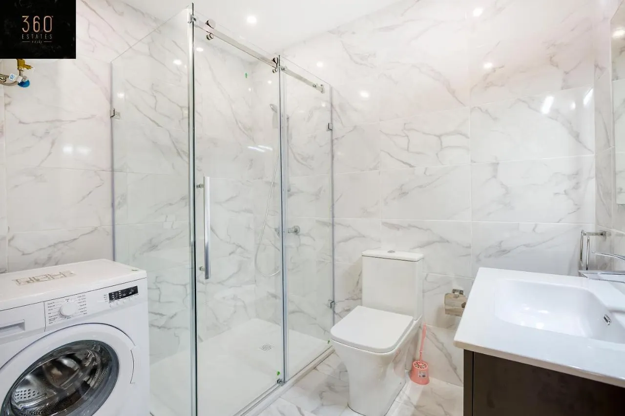 아파트 Spacious, Brand New 2Br, Just Off The Promenade By 360 Estates 그지라 몰타