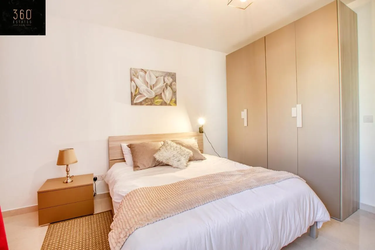 Spacious, Brand New 2Br, Just Off The Promenade By 360 Estates 그지라